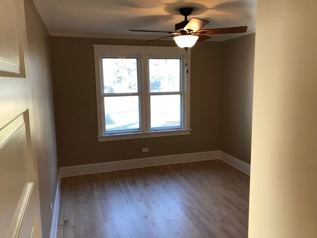 Building Photo - 116 N Adams St