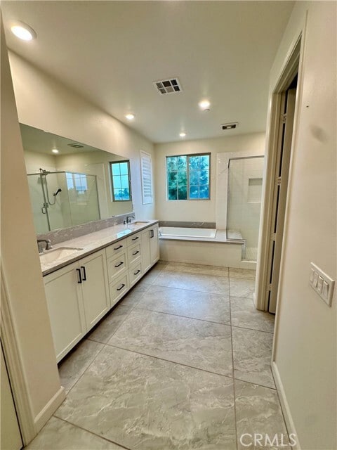 Building Photo - 12358 Primrose Ave