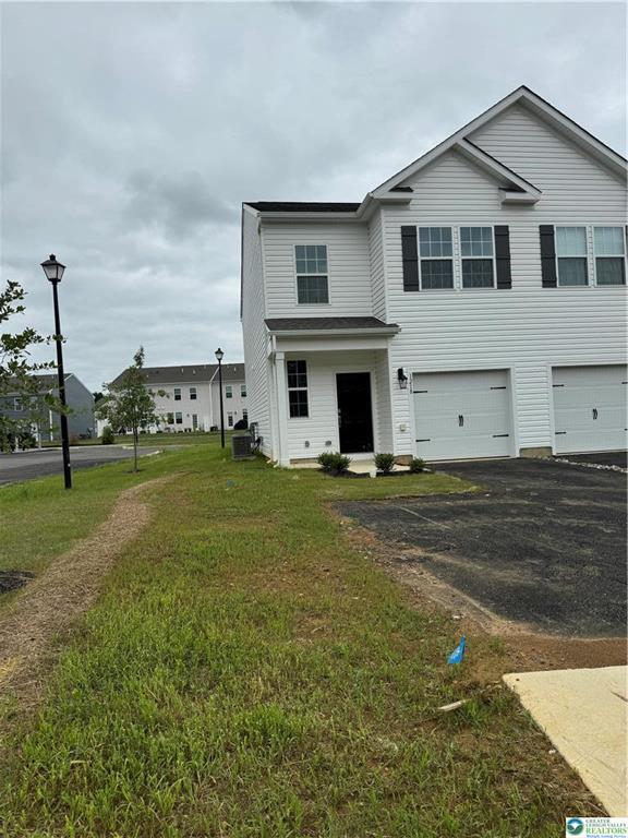 Building Photo - 1218 Susan Cir