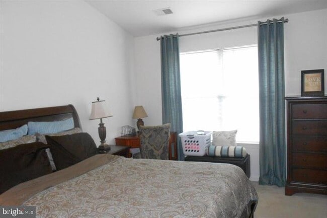 Building Photo - 12885 Titania Way