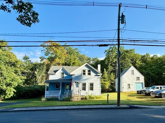 Building Photo - 301 Central St