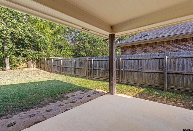 Building Photo - 3009 Santa Elena Dr