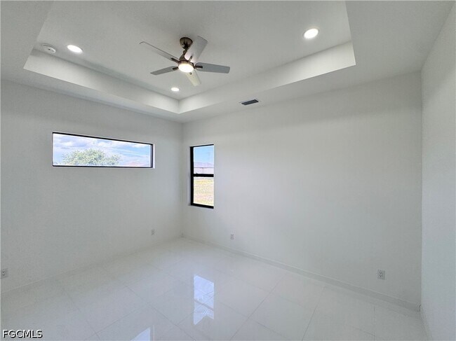 Building Photo - 3032 NW 41st Ave