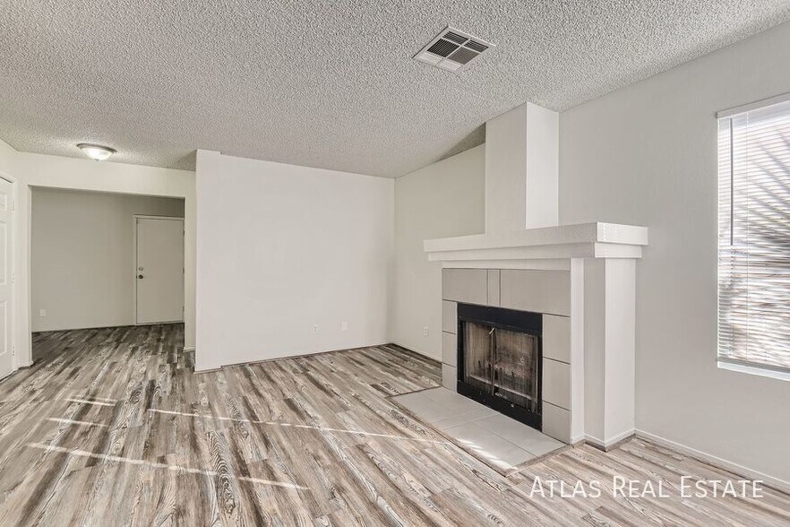 Building Photo - 348 Dockside Ct