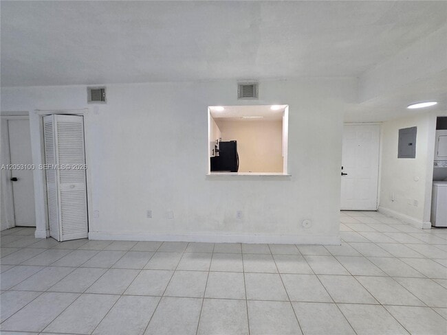 Building Photo - 12555 NW 11th Way