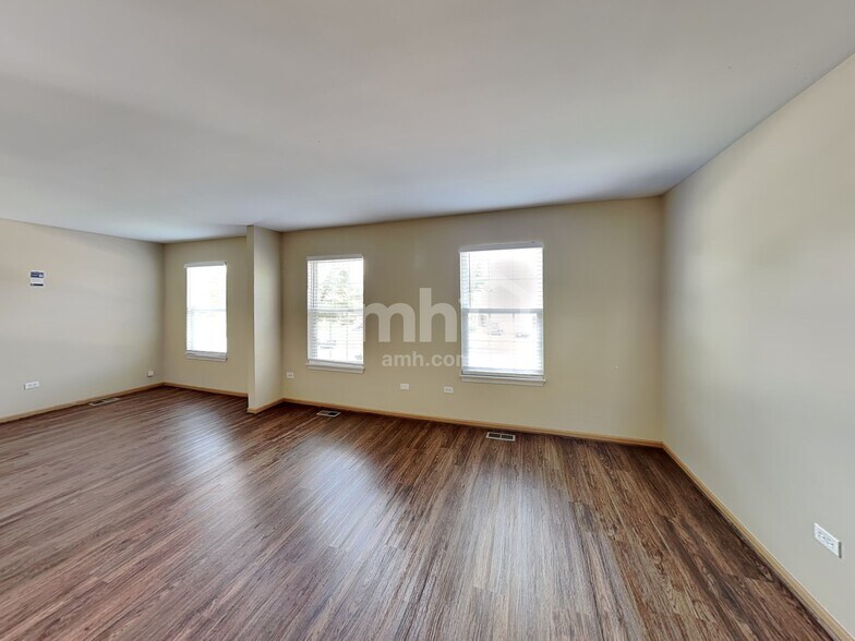 Building Photo - 4108 Klatt St