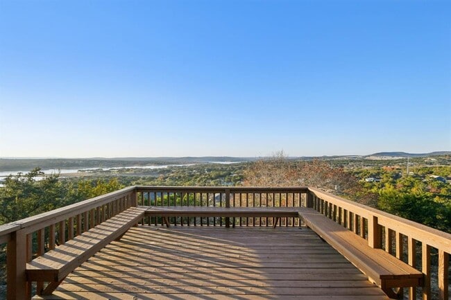 Building Photo - 21009 Fawn Ridge Dr