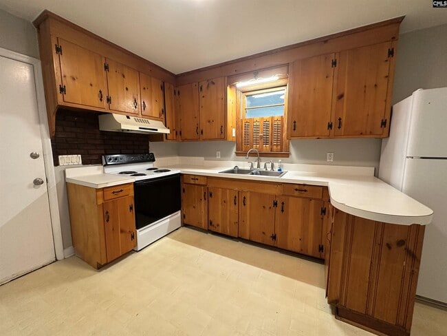 Building Photo - 1707 Northland Dr