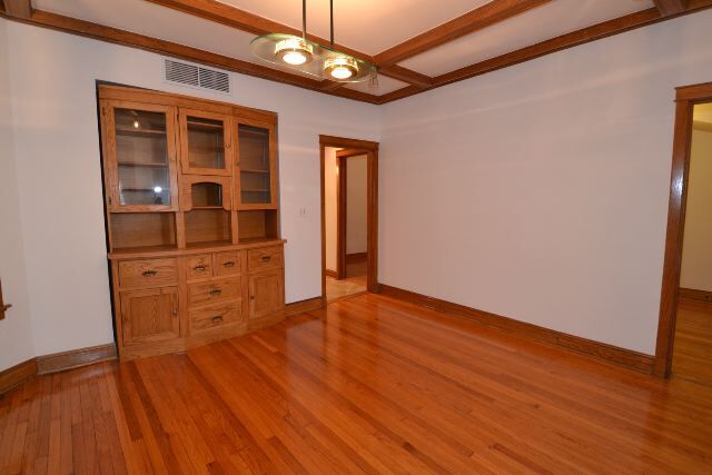 Building Photo - 4118 N Ashland Ave