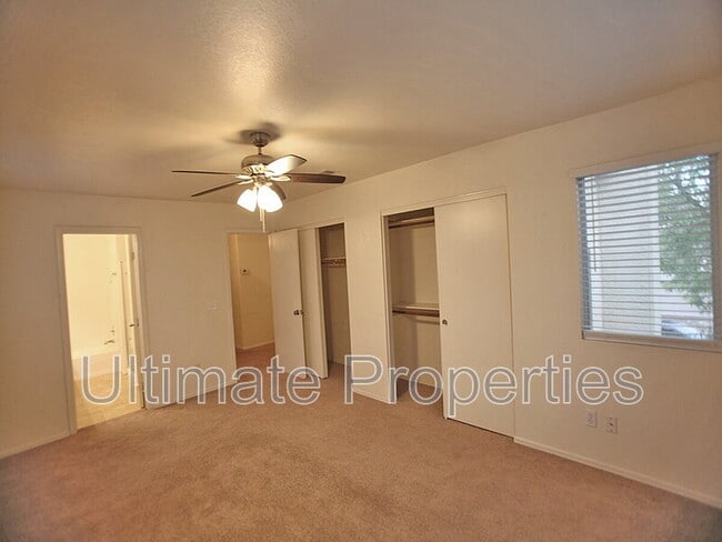 Building Photo - 15212 N 90th Ave