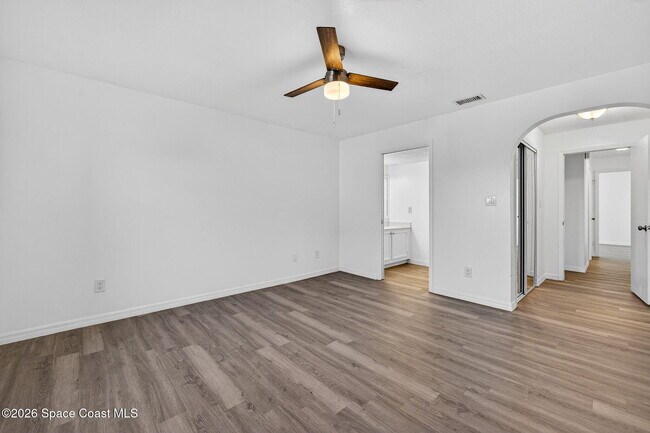 Building Photo - 2107 Hidden Grove Ln