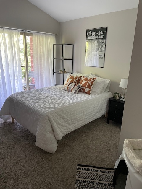 Building Photo - 250 Little St