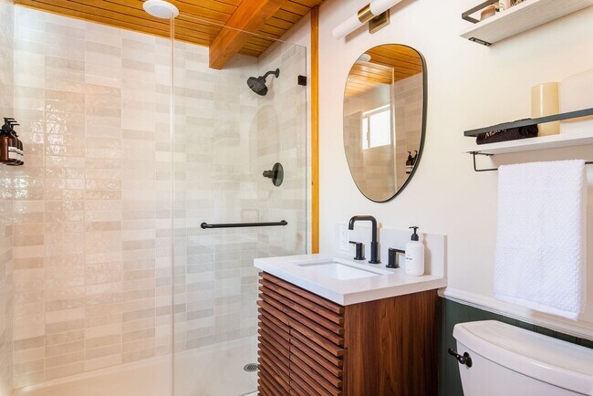 Building Photo - Fully Furnished Modern Mountain Cabin in Wrightwood 2 bedroom 1 bath