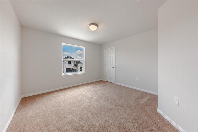 Building Photo - 705 Durness Dr