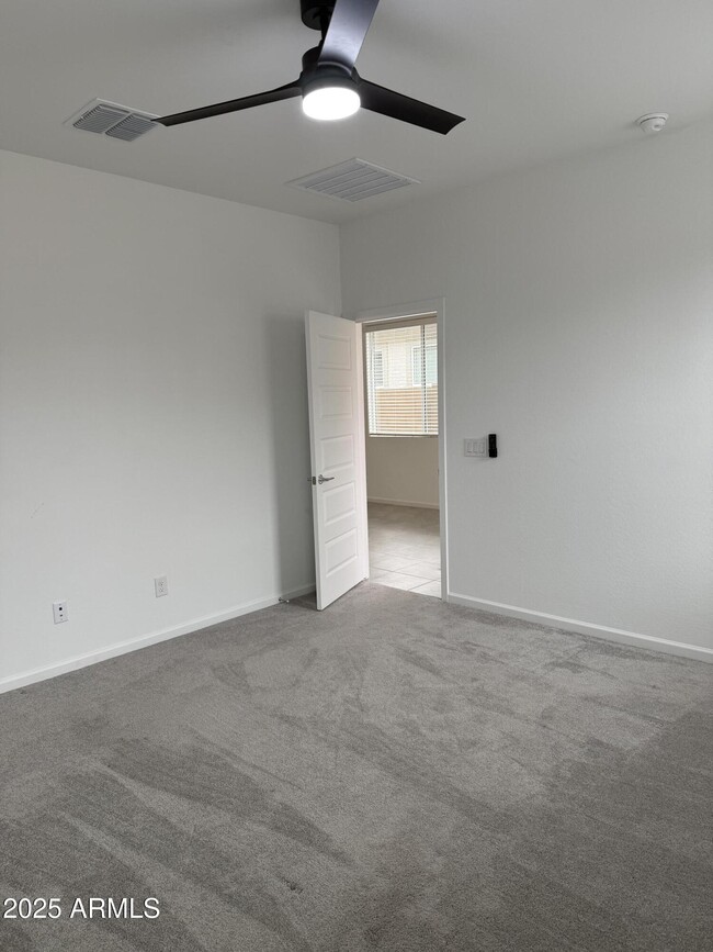 Building Photo - 15588 W Williams St