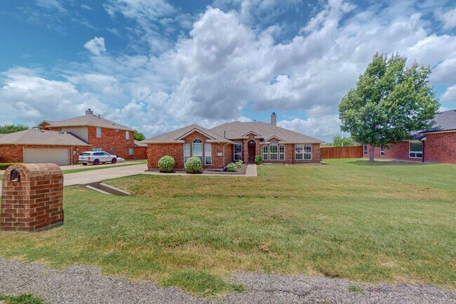 Building Photo - Charming Rockwall Home on Spacious Lot