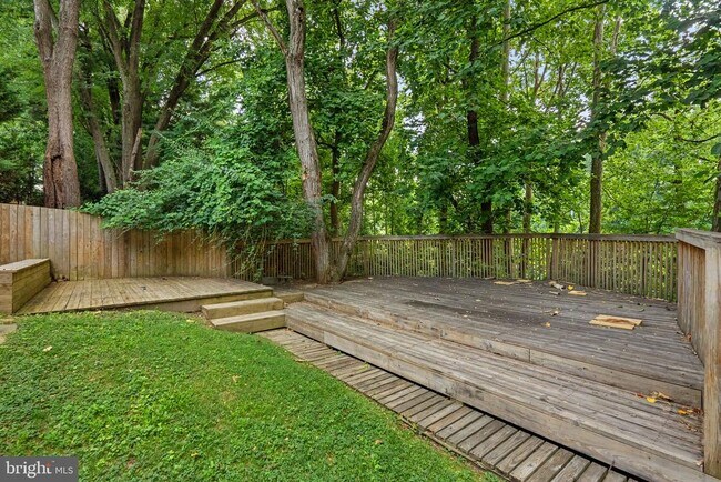 Building Photo - 7713 Arrowood Ct