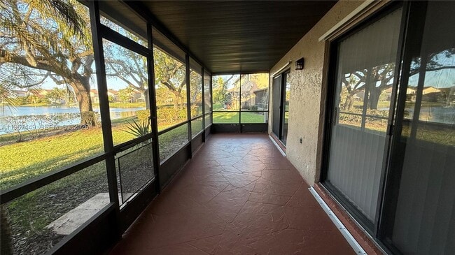 Building Photo - 223 Lakeside Cir