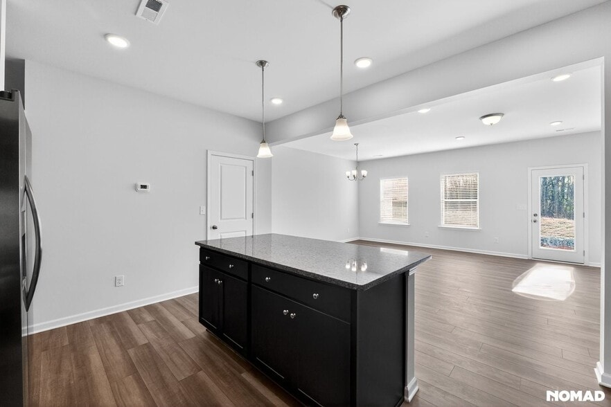 Building Photo - 6028 Jasmine Branch Rd