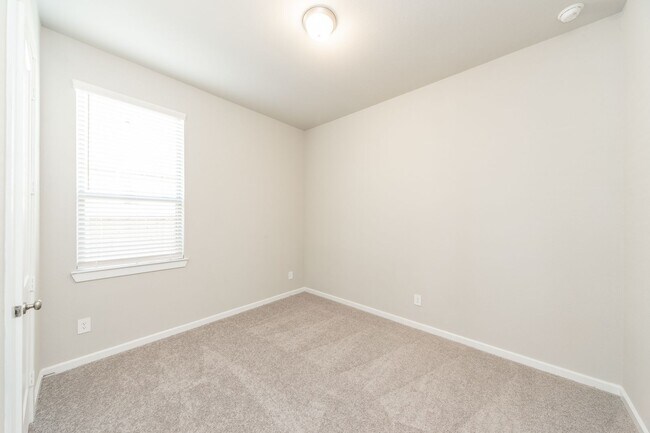 Building Photo - 2131 Wisteria Cove Dr