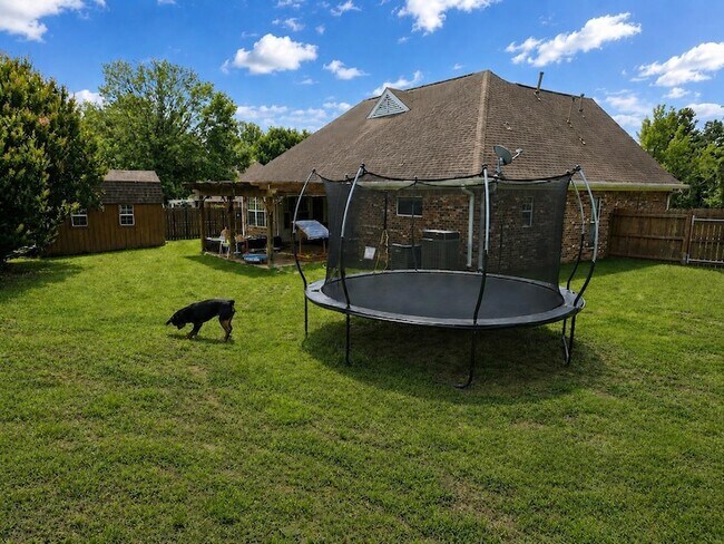 Building Photo - 11652 Belle Manor Dr
