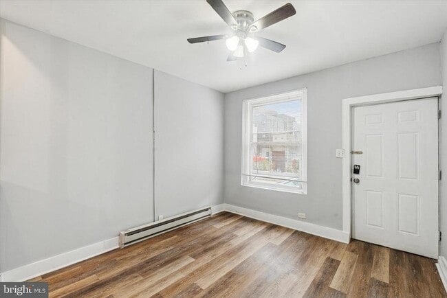 Building Photo - 1825 E Harold St