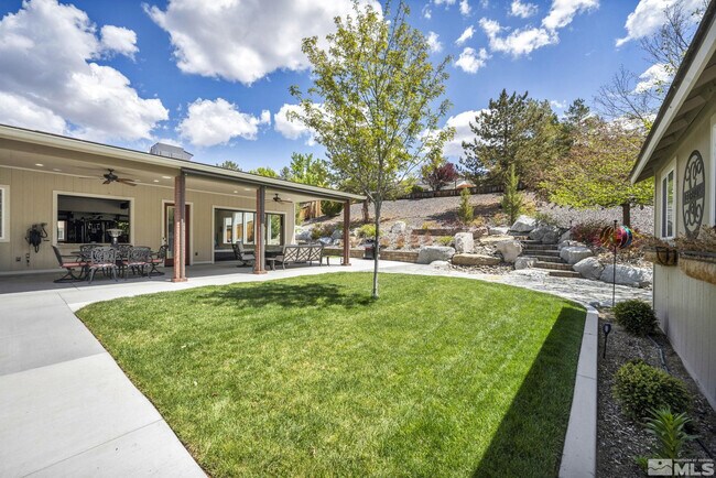 Building Photo - 6015 Stillmeadow Dr