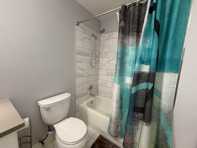 Building Photo - 8847 Thumbwood Cir