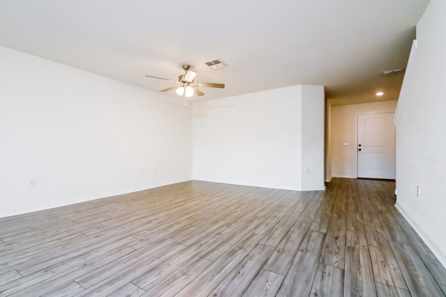 Building Photo - 5367 Companion Ln