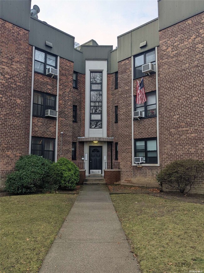 Building Photo - 22-46-46 79th St