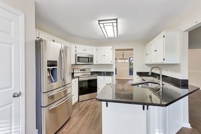 Building Photo - 114 Egrets Way Ln