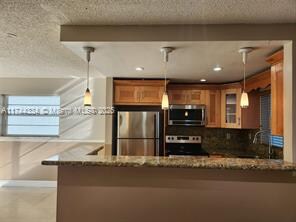 Primary Photo - 1221 SW 122nd Ave