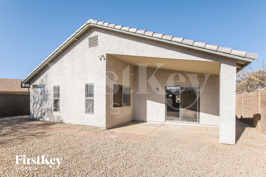 Building Photo - 14133 W Two Guns Trail