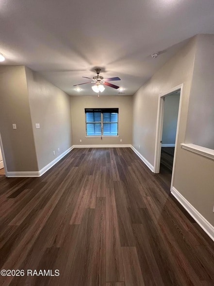 Building Photo - 100 Cautillion Dr