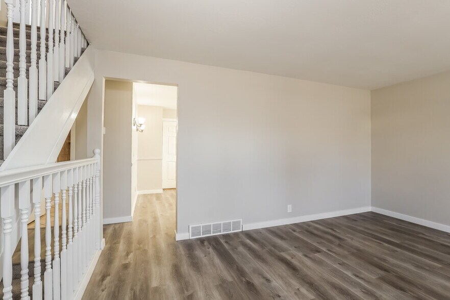 Building Photo - 6189 S 5725 W