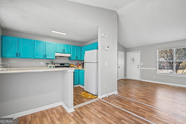 Building Photo - 5626 Pine Gate Dr