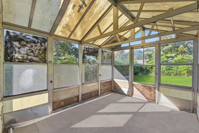 Building Photo - 7138 Mobud Dr