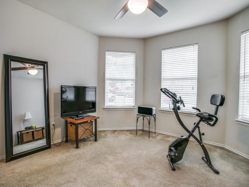 Building Photo - 1618 Duet Dr