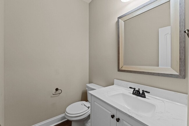 Building Photo - 473 Riley Ln