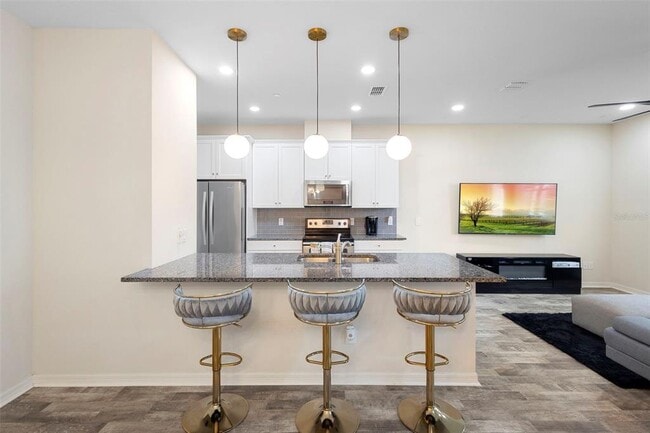 Building Photo - 1043 Taramundi Dr