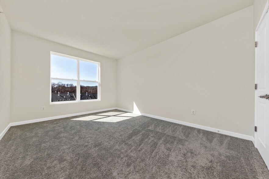 Building Photo - 1616 Blacksmith Way
