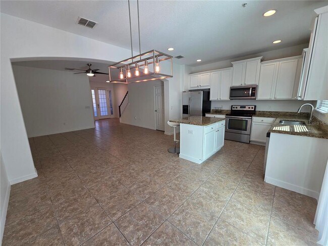 Building Photo - 9464 Tawnyberry St