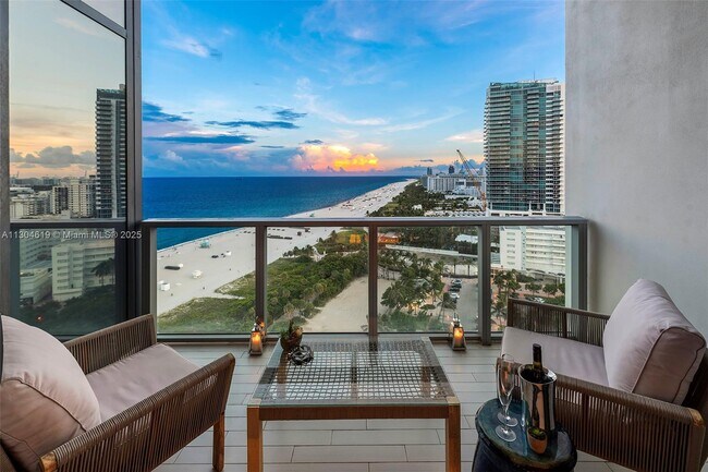 Building Photo - 2201 Collins Ave