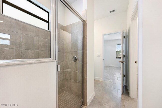 Building Photo - 19613 Hinkley Dr