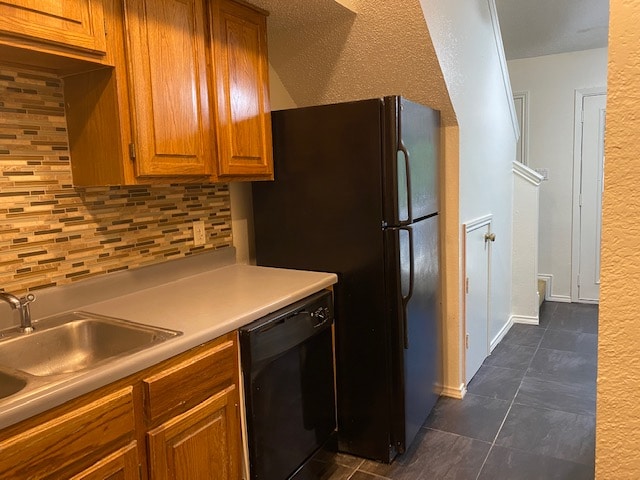 Building Photo - 2300 Bamboo Dr