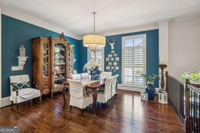 Building Photo - 9026 Riverbend Manor