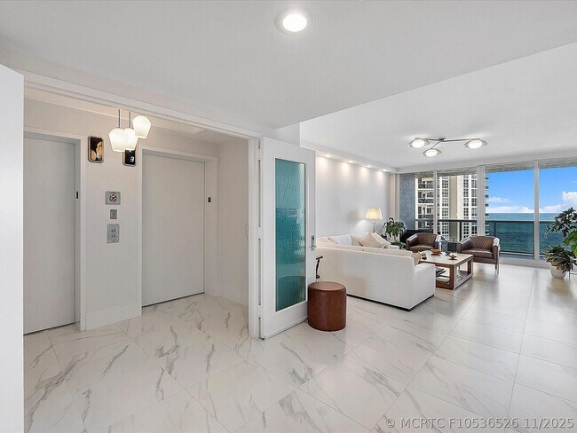 Building Photo - 3100 N Ocean Blvd