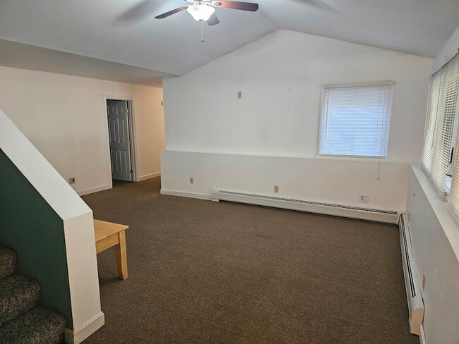 Building Photo - 30 Sterling Ln