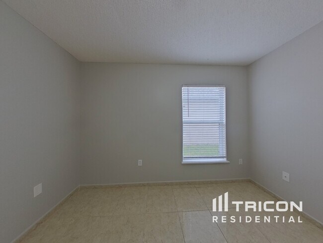 Building Photo - 2632 Quail Pond Way