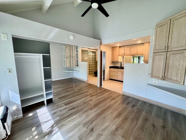 Building Photo - 3/2/2 Townhome at Village Green
